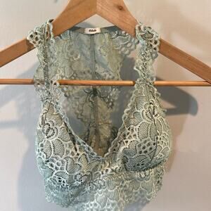 Listicle Medium Seafoam Lace Bralette